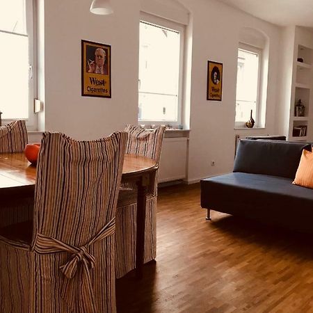 Modernes Apartment - Neustadt/Weinstrasse Stadt Нойштадт-ан-дер-Вайнштрасе Экстерьер фото