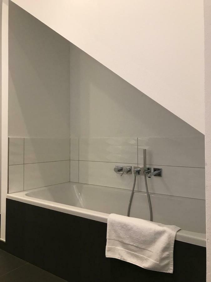 Modernes Apartment - Neustadt/Weinstrasse Stadt Нойштадт-ан-дер-Вайнштрасе Экстерьер фото